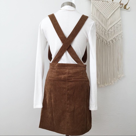 ❗️One Left❗️NWT Dark Brown Corduroy Overalls - Picture 2 of 3